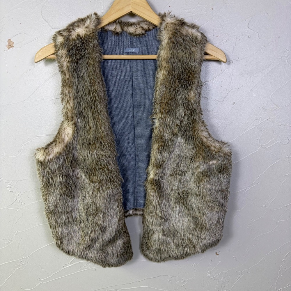 Aerie Faux Fur Vest Women OS Brown Gray Knit Boho Chic Indie Sleeve Western